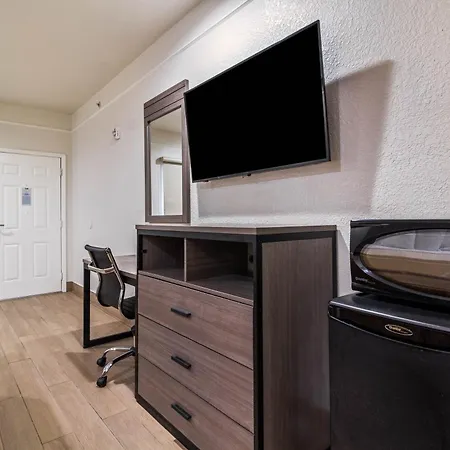 Scottish Inn And Suites Baytown Tx-2