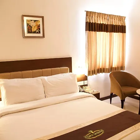 Hotel Prince Gardens-3