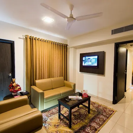 Plaza Hotel Trichy-3