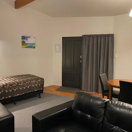 Townsman Motor Lodge-3