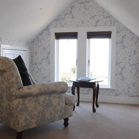 Abbey Manor Luxury Guesthouse-3