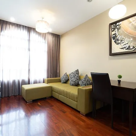 Greenview Ekkamai10 Suite-2