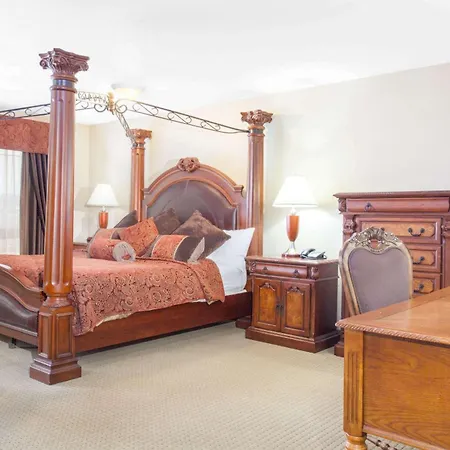 Ramada By Wyndham Pincher Creek-2