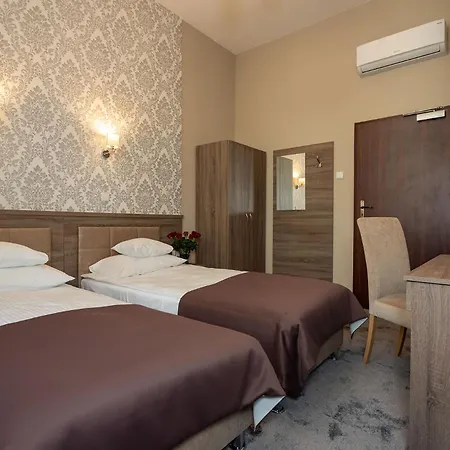 Hotel Maximum-3