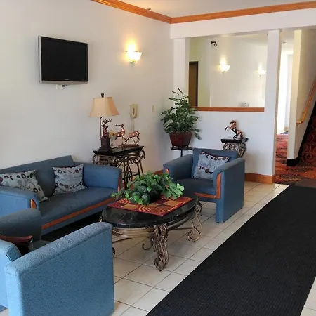 Budget Host Caribou Inn-3