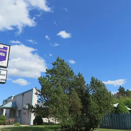Knights Inn Canton-3