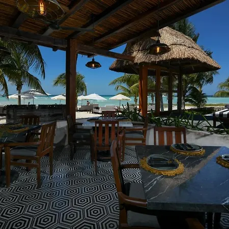 Casa del Jaguar Beach Hotel-3
