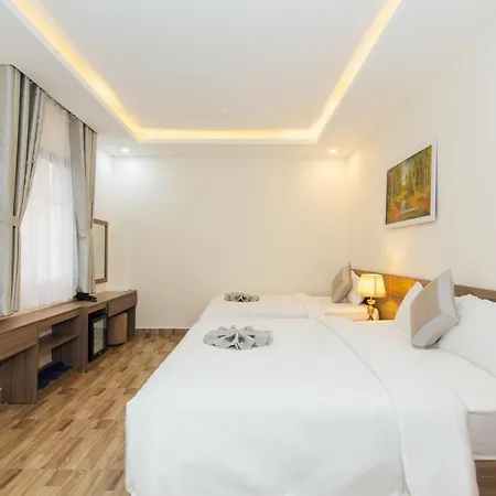 Green Bay Hotel Ha Long-3
