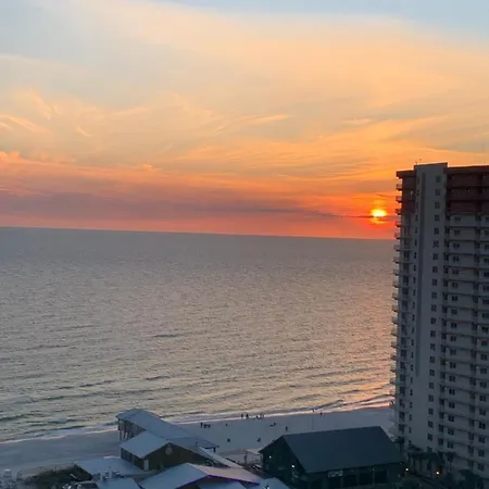 1717 Laketown Wharf 1 King Bedroom, 2 Bath-3