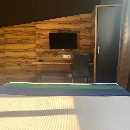 Hotel Aston International-3