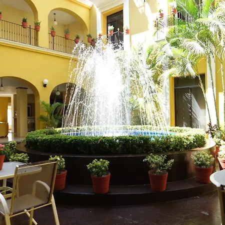 Hotel America-2