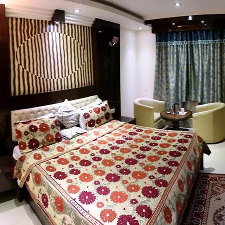 Hotel Raj Mandir-3
