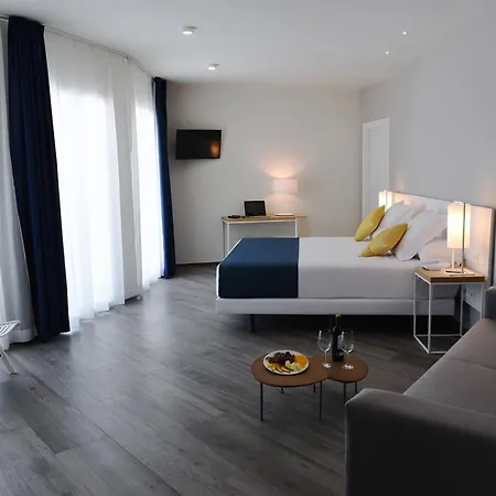 Hotel Agaro-3
