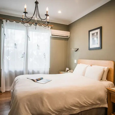 Cadet Hotel-2