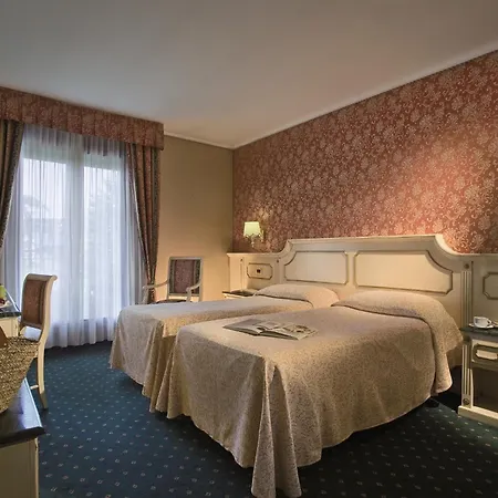 Palace Hotel Meggiorato-2