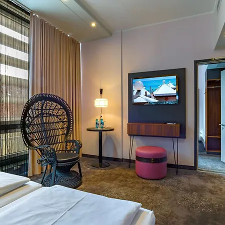 Elaya Hotel Munich City, Trademark Collection By Wyndham-2