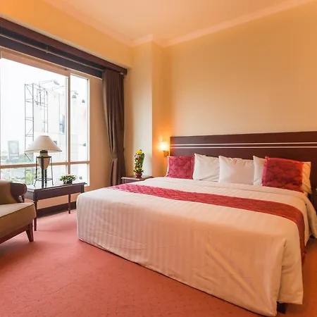Twin Plaza Hotel-2