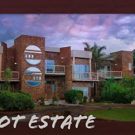 Camelot Estate Lodging-2