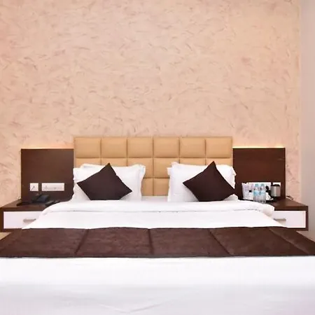 Hotel Le Sapphire-3