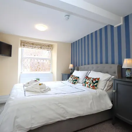 The Little Lion Inn, Red Lion-3