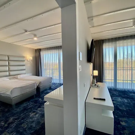 Ferry Resort-2