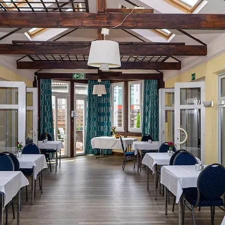 Trip Inn Kongresshotel Frankfurt-Rodgau-3