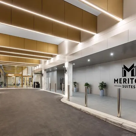 Meriton Suites Sydney Airport-3