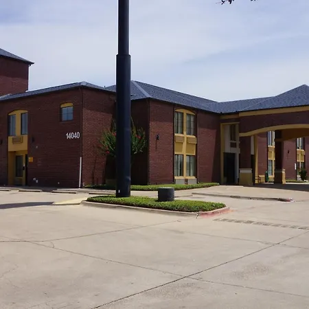Super 8 By Wyndham Farmers Branch/North Dallas-2