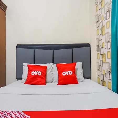 RedDoorz Near Lokasari Mangga Besar 7-3
