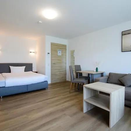 Smart & Stay Aparthotel Saarlouis Lisdorf - Self-Check-In - Free Parking-2