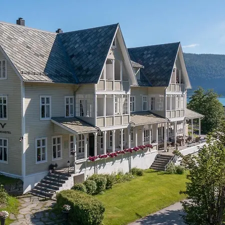 Visnes Hotel Stryn-2