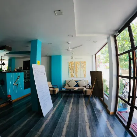 Aquzz Hotel & Spa - Maldives-2