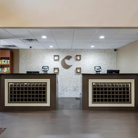 Comfort Suites Columbus State University Area-3