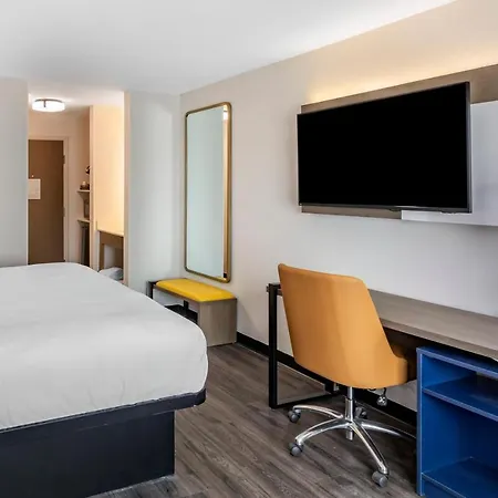Comfort Inn Mount Pleasant - Racine-2