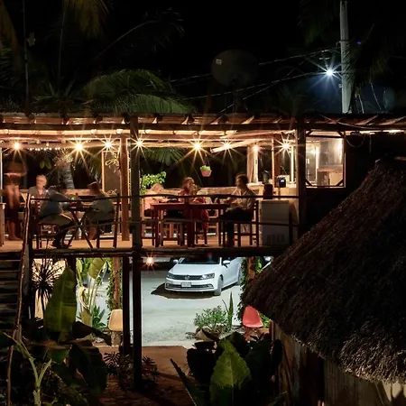 Casa Mate Beachfront Cabanas El Cuyo-3