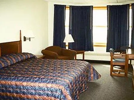 Aurora Inn And Executive Suites-3