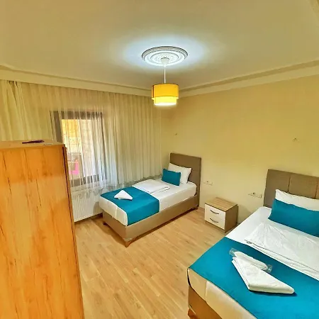Sahin Home-3
