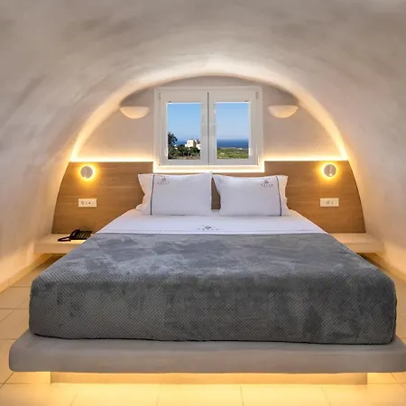 Aelia Luxury Suites-2