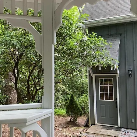 Lolly'S Treehouse-2