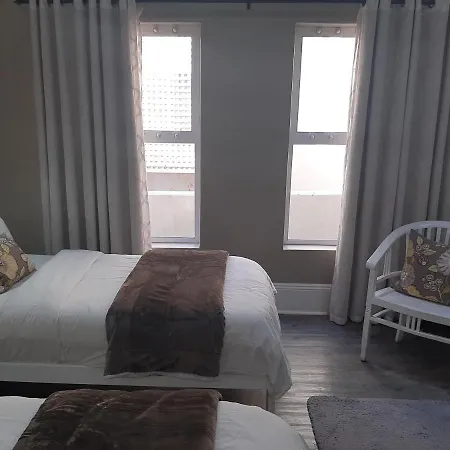 23 On Glen Guest House-3