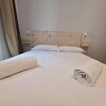 Beach Break Guesthouse - Self Check-In-3