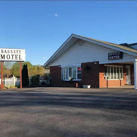 Bassett Motel-3