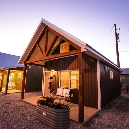 Knotty Squirrel Cabins-3