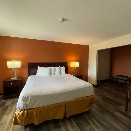 Tourist Inn-3
