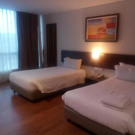 906 Riverside Hotel Malacca-2