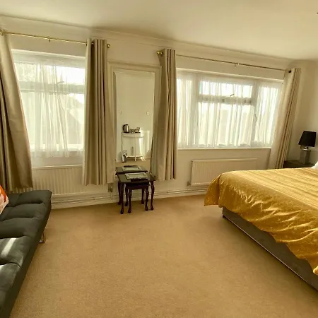 St. Georges House-2