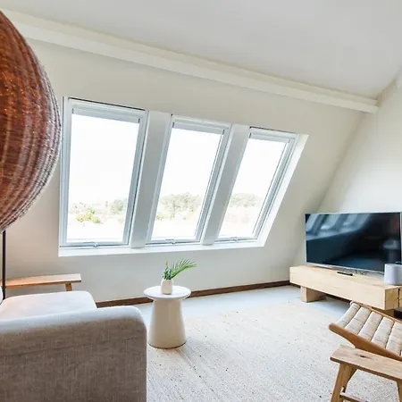 Van Heeckeren Apartments&Suites Nes-3