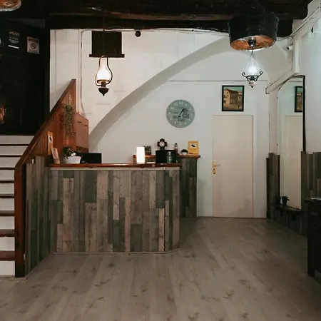 Hostal La Premsa-2