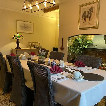 St Leonards Farmhouse-3