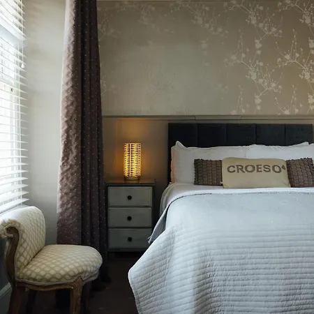 Castlemead Country House By The Sea-3